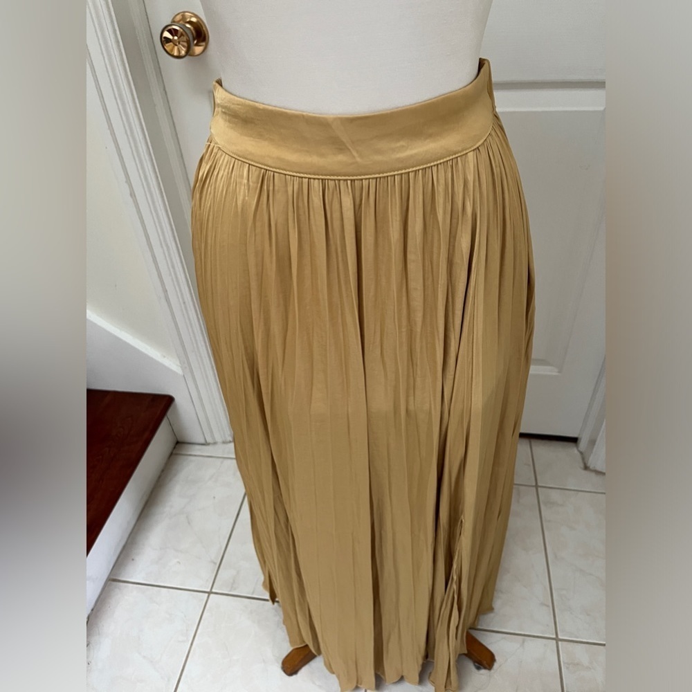 NWOT Joie gold pleated maxi skirt size Xsmall - Picture 2 of 6